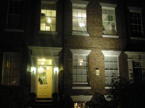 Blossoms York Guesthouse Екстер'єр фото